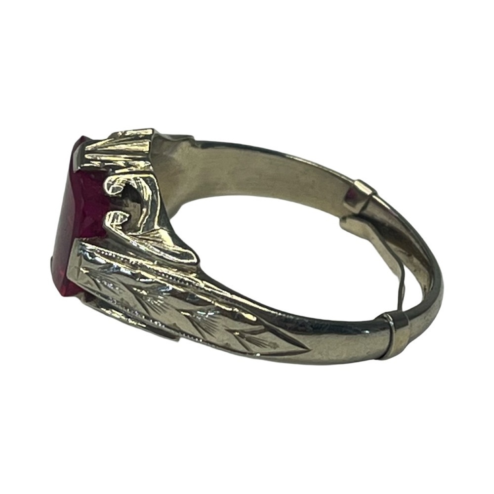 Vintage 14 Karat White Gold Flat Cut Ruby Ring Size 7 - Picture 3 of 6